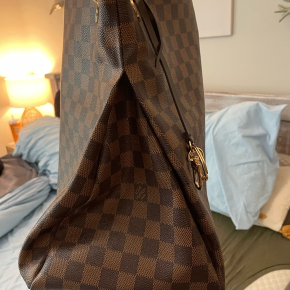 Louis Vuitton Purse/bag. - Picture 8 of 10